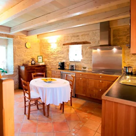 Domaine De Fangal Pgeonnier Du Xviiie Pour 2 Ou 3 Pers *