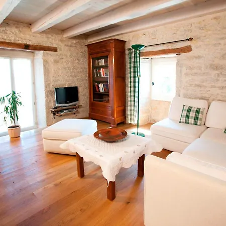 Feriehus Domaine De Fangal Pgeonnier Du Xviiie Pour 2 Ou 3 Pers *